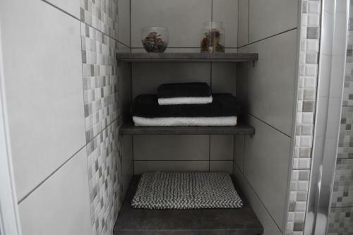 Marias Apartment - In City Centre,near Beach