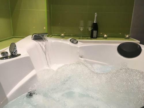 Apartamento Piso Rom�ntico Y Moderno En Ronda