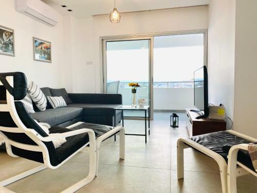 Apartamento Panoramic Seaside Getaway, 2-br Penthouse