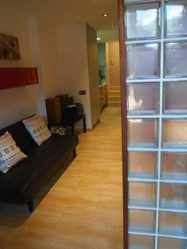 Apartamento Aislado Jard�n Y Piscina