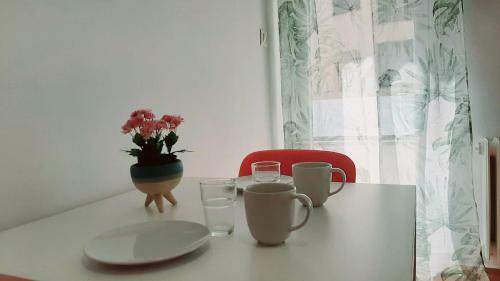 Hostal Lucia By Gaiarooms