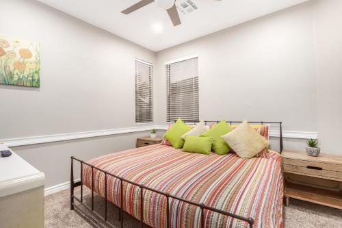 Awesome Chandler Home With Heated Pool! Home