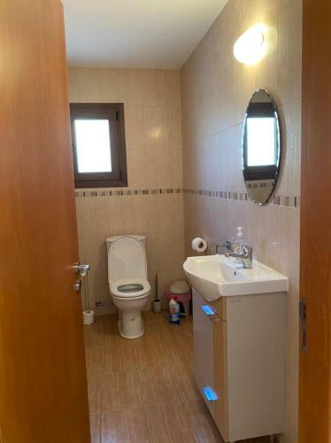 Episkopi Villa, Luxury 4 Bedroom With Pool - Limassol