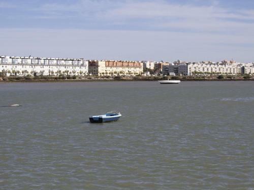 Apartamento San Fernando Cerca de La Playa