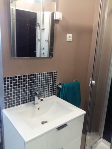 Apartamento Private Studio Brussels Airport