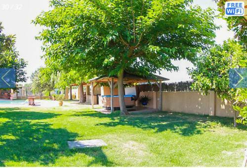 Cal Maduxaire Casa Aislada-h�pica