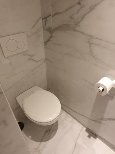 Hostal B96 Suites