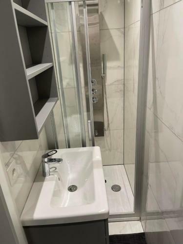 Beautiful New Apartment