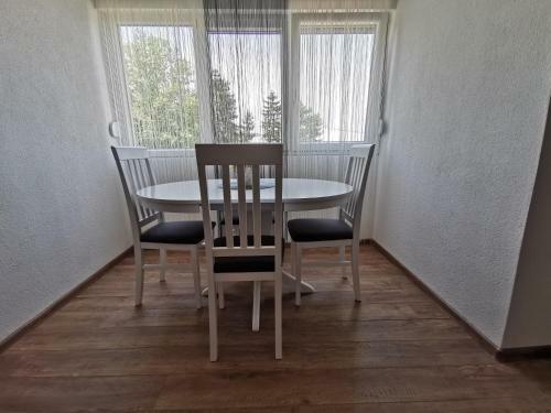 Apartman Mms