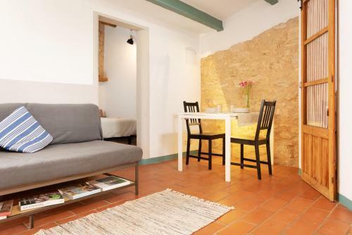 Apartamento R�stico Reformado Con Encanto (Garraf)