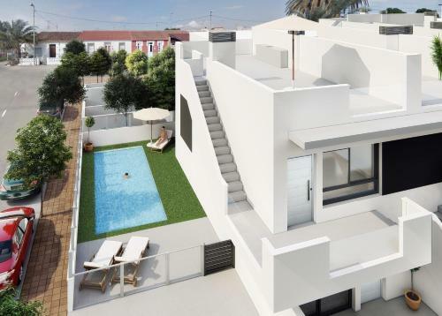 Luxury Apartment - Rooftop Terrace, Heated Pool & Sea View
