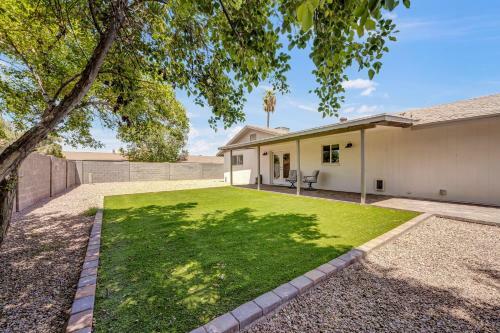 Gilbert Charmer! Close To Downtown Gilbert Fun! Home