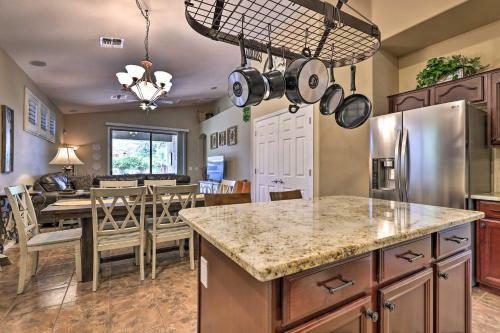 Desert Retreat With Outdoor Oasis And Pool Table!