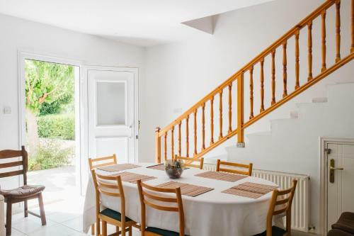 Five Greeks 4 Bedroom Villa In Paphos