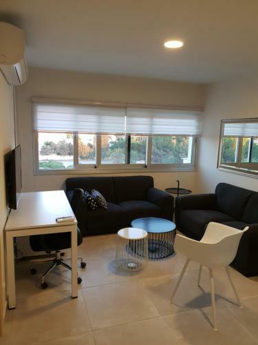 Egkomi Luxury Spacious Apartment