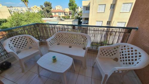 Central 2 Bedroom Apartment In Kato Paphos