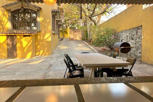 Hermosa Casa En Cuernavaca Con Alberca Calefacci�n Solar