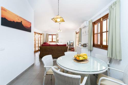 Spectacular Sunny Family Villa