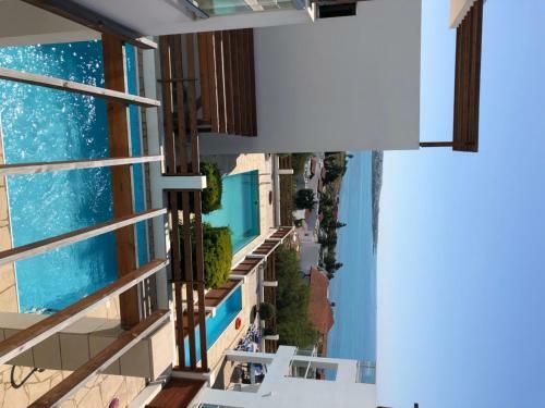 Marina View Villa 11