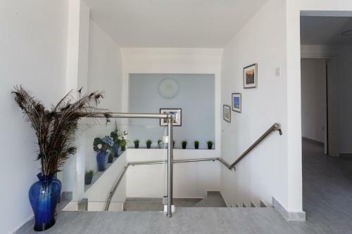Sea Breeze Apartments - 3 Bedroom Apartment