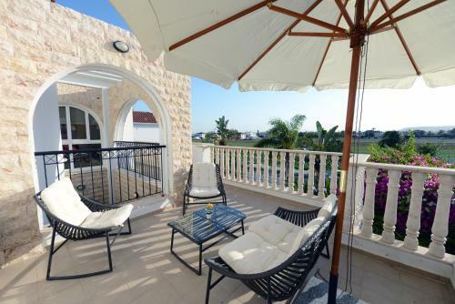 Villa Karythia