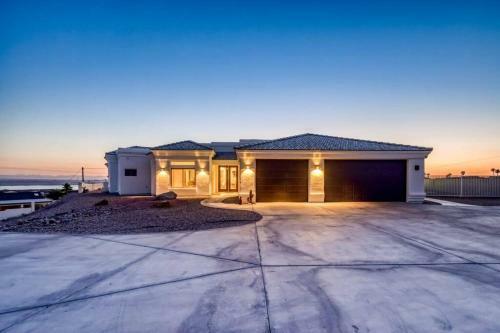 360 Lake Havasu Views With Pool & Bbq!