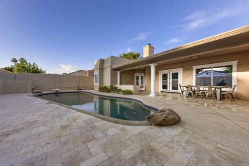 Spacious & Updated House Pool