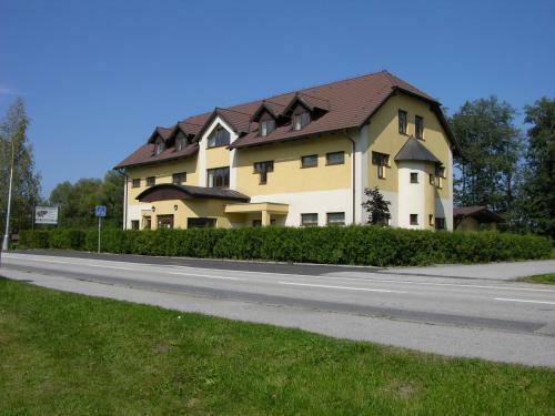 Apartm�ny Lipno ?umava