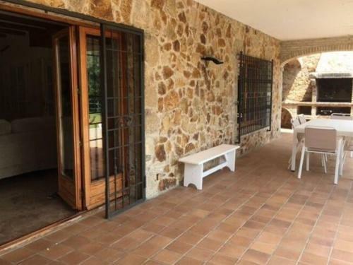 Spacious Villa In Romanya de La Selva With Swimming Pool