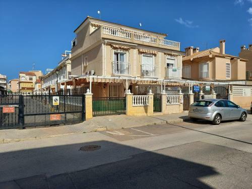 Apartamento Tamarit Beach Holiday House