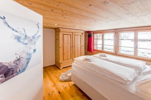 Chic Alpine Apartment For 5 - Perfect For Skiers