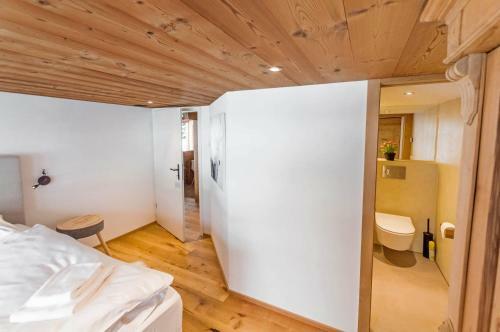 Chic Alpine Apartment For 5 - Perfect For Skiers