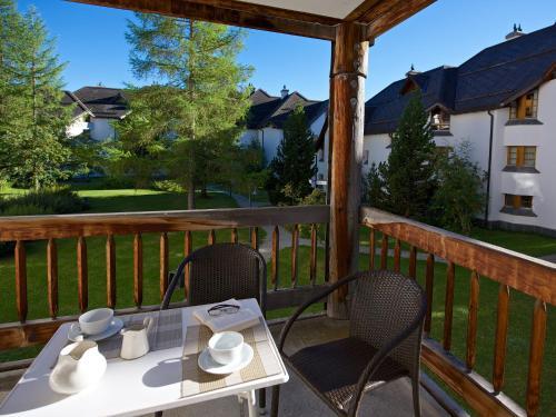 Apartamentos Schweizerhof Ferienwohnungen Lenzerheide 4