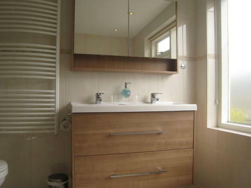 Luxurious Holiday Home In West-graftdijk With Private Garden