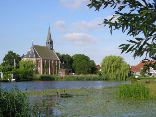 Luxurious Holiday Home In West-graftdijk With Private Garden