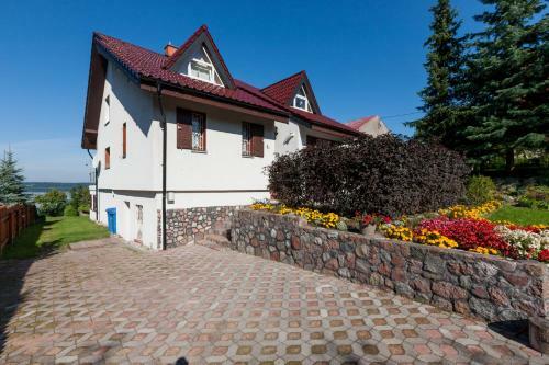 Ferienhaus Malgosia Direkt Am See