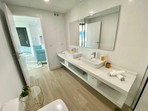 Apartamento Tarifa Cozy House - Modern, Pool, Parking, Wifi,