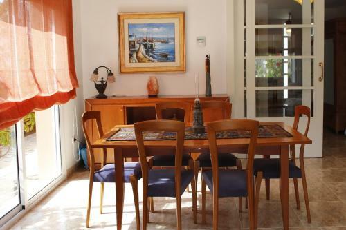 Villa At009 Rebol�