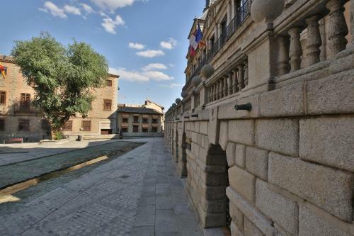 Apartamento La Casa Del Lir�n By Toledo Ap