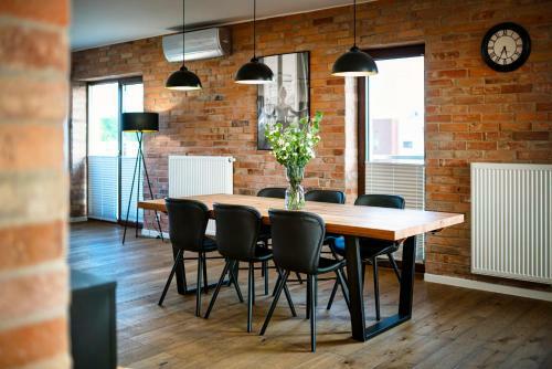 Apartamenty Na??czowskie Wzg�rze