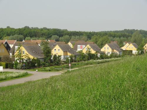 Holiday Home Villapark de Oesterbaaiii