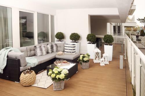 Bia?y Apartament Z Tarasem W Playa Baltis