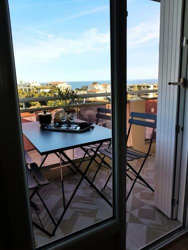 Apartamento Lovely Seaview Flat