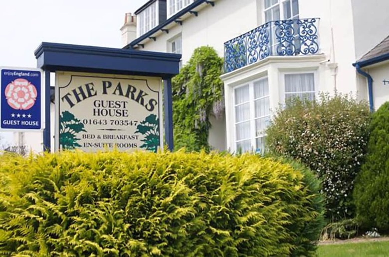 Hostal The Parks Guest House