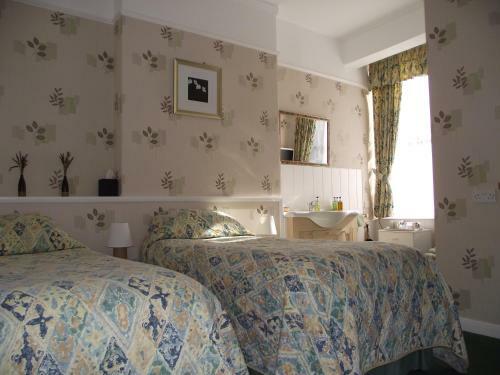 Hostal Ginnie's Guesthouse