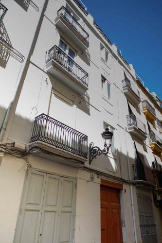 Apartamento Cathedral Modern 2br, 1ba, Wifi, Ac, Balcony