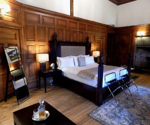 Tulloch Castle Hotel ?a Bespoke Hotel?
