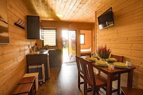 Lodge Wicie Domki Na Polanie
