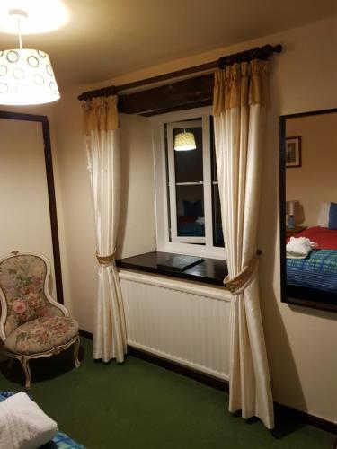 Dolbrodmaeth Riverside Hotel