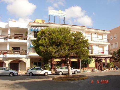 Hostal - Restaurante Playa Azul